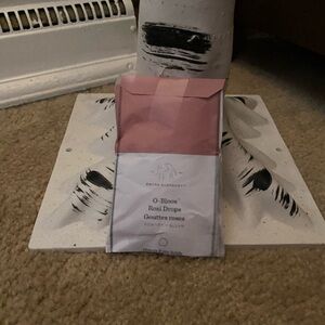 Pink and White O-Bloos Rosi Drops